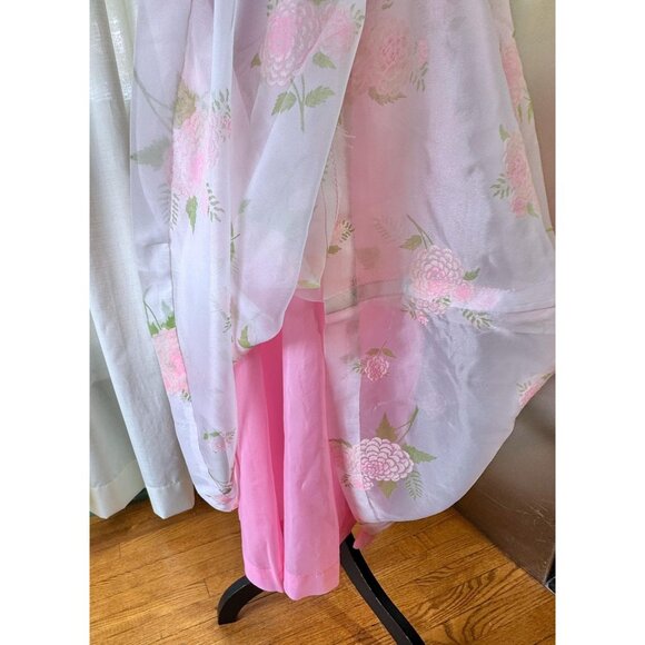 Vintage 1970s dress, pastel pink floral, capelet & train, sleeveless, open back - Picture 10 of 10